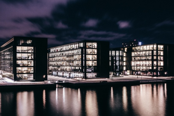 verlichting bedrijfspand besparen op licht energie